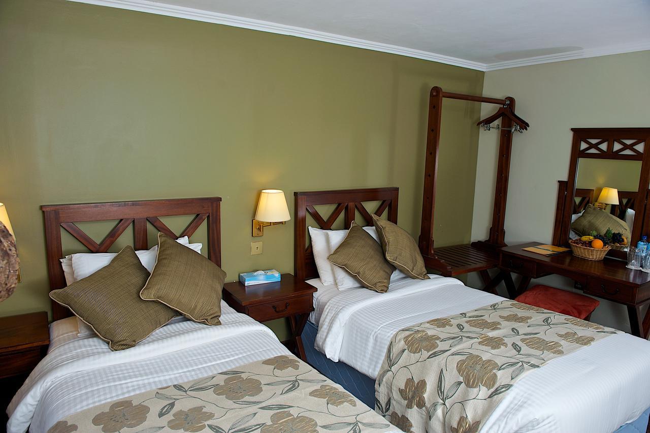 Treetops Mweiga Экстерьер фото