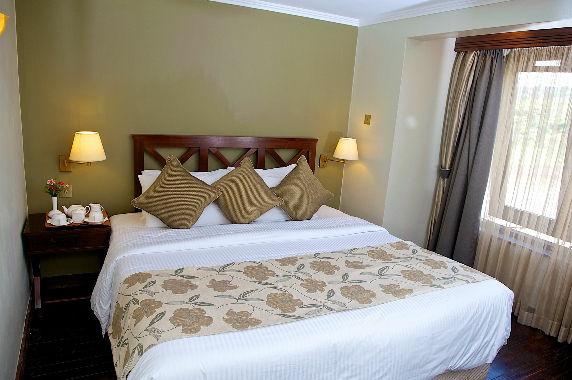 Treetops Mweiga Экстерьер фото